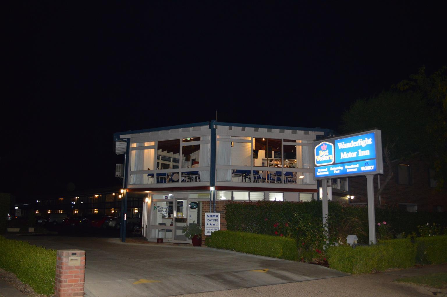 Wanderlight Motor Inn Mudgee Bagian luar foto